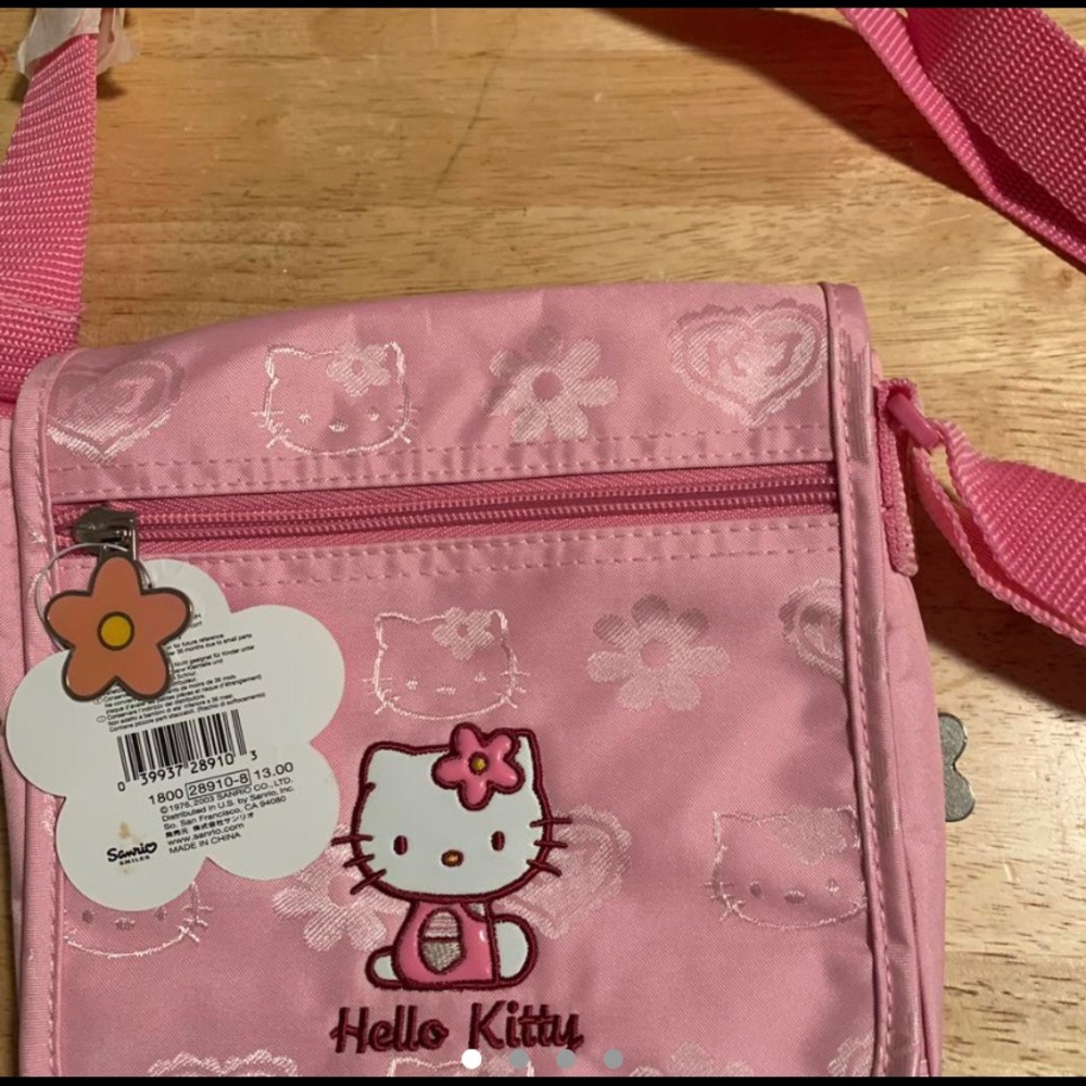 vintage hello kitty baggie! 💕